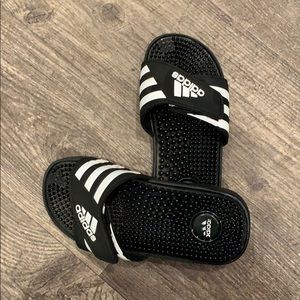 Young Boys Adidas Sandals